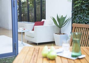 内窓を自分で取り付け、安い費用でリフォーム